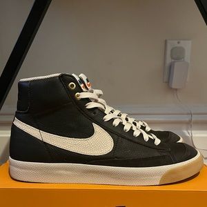 Mens Nike Blazer Mid 77’ VNTG
